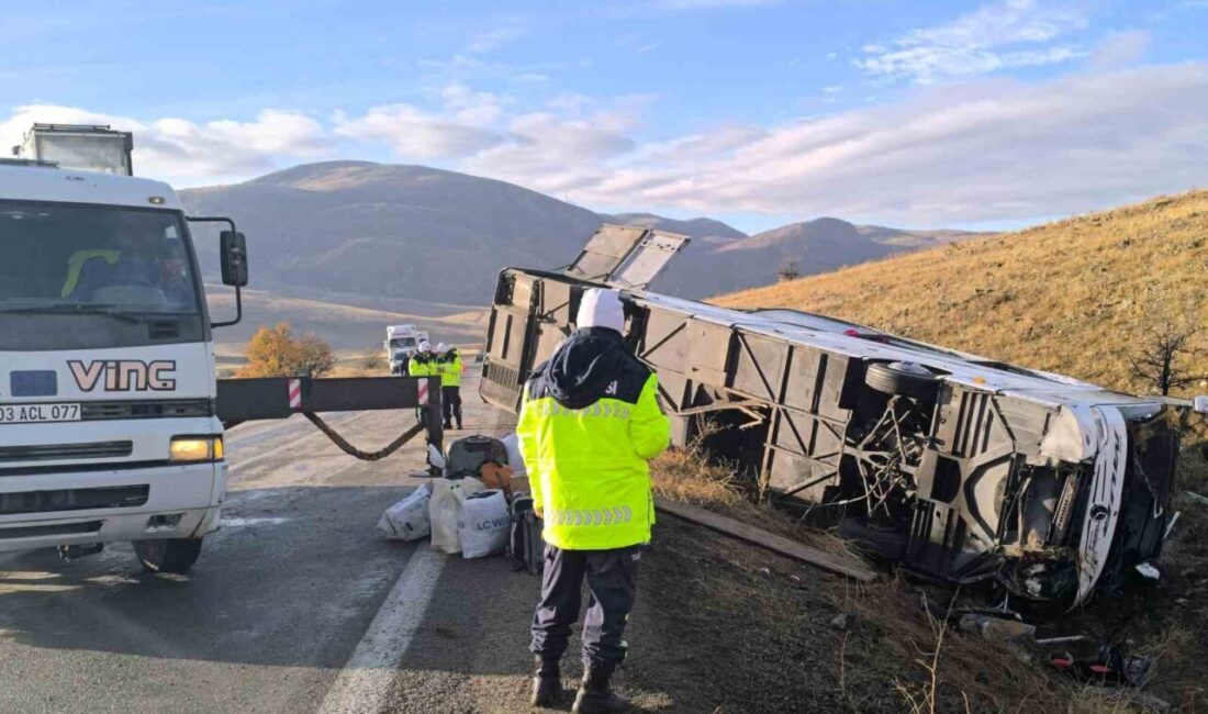 Afyonkarahisar’da 2 kişinin öldüğü 21 kişinin de yaralandığı otobüs kazasında
