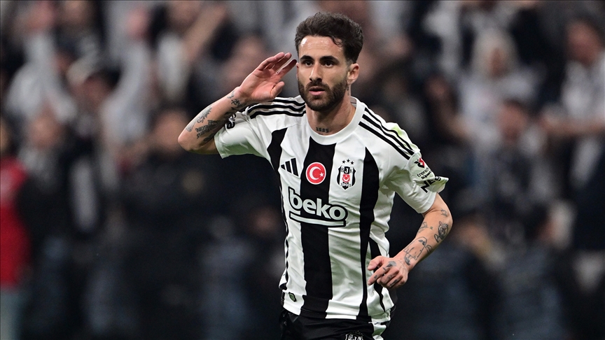 Rafa Silva'nın menajerlik şirketi Onsoccer International, Beşiktaşlı futbolcunun geleceğiyle ilgili