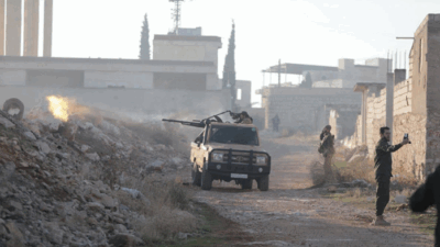 Rakka’nın Madan Ganim Ali hattında Suriye hükümet güçleri ile SDG