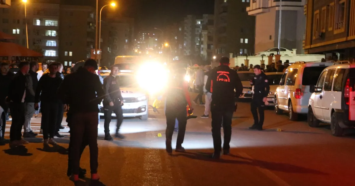 Şanlıurfa Karaköprü’de park tartışması kanlı bitti. Düğün nedeniyle park yeri