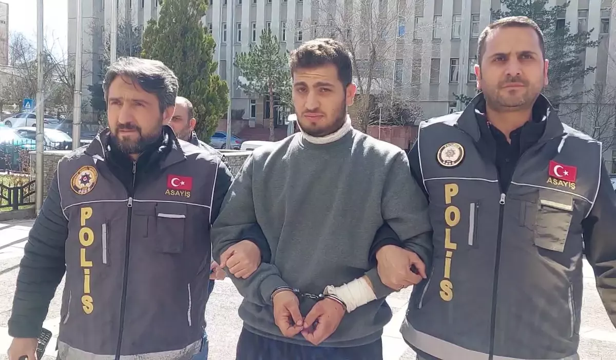 Erzurum'da Eşi Hatice Ağcakale Buzlak’ı boğarak öldüren Ali Osman Buzlak,