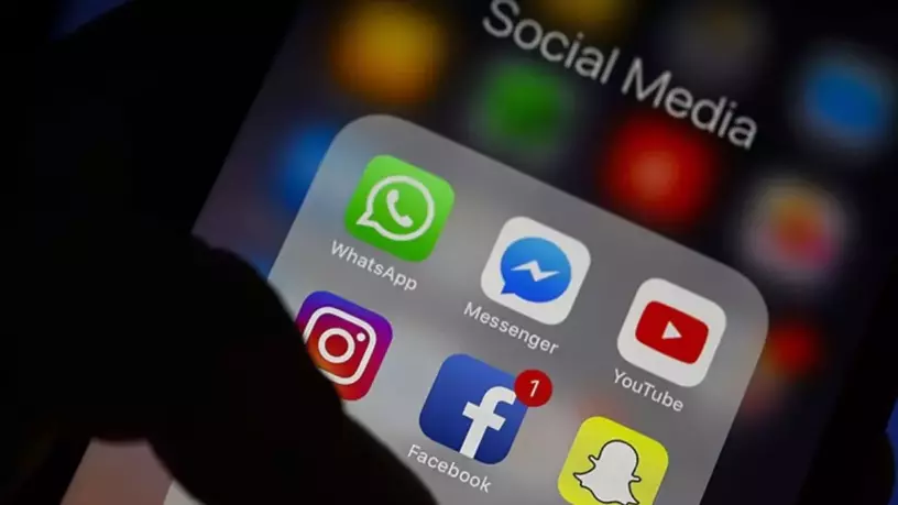 Danimarka hükümeti, çocukları dijital dünyanın olumsuz etkilerinden korumak amacıyla sosyal