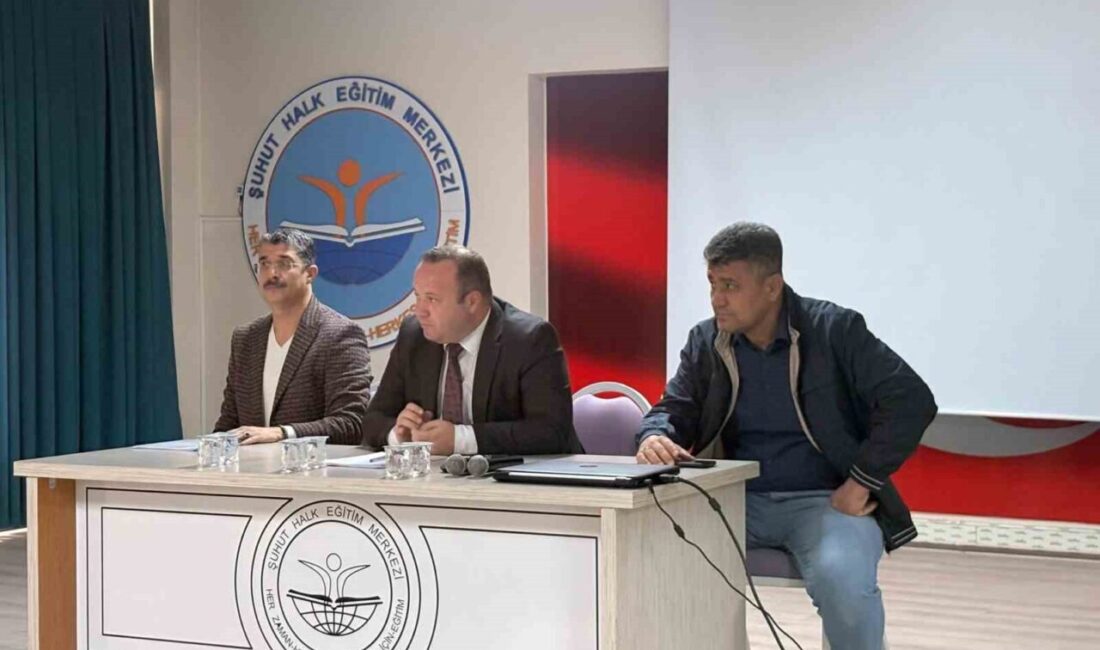 Afyonkarahisar’ın Şuhut ilçesinde, Köylere Hizmet Götürme Birliği (KHGB) Meclis Toplantısı,