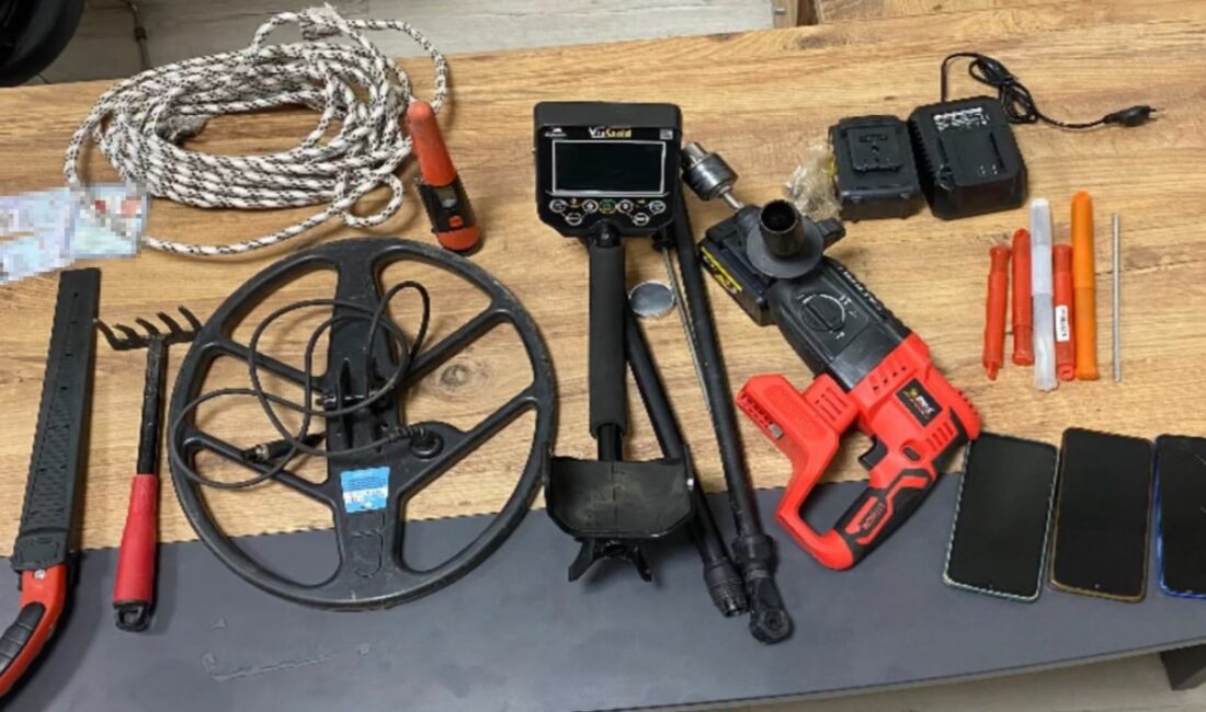 Ormanlık alanda dron destekli denetimde kaçak kazı yaptığı belirlenen üç