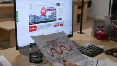 Cumhuriyet tarihinin en büyük sosyal konut hamlesi olan "Yüzyılın Konut