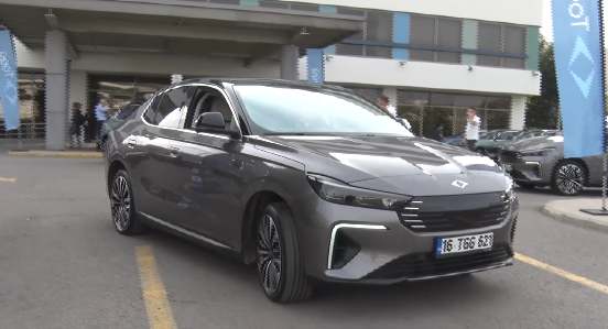 Medya mensupları ve otomotiv yazarları TOGG'un sedan modelini ilk kez
