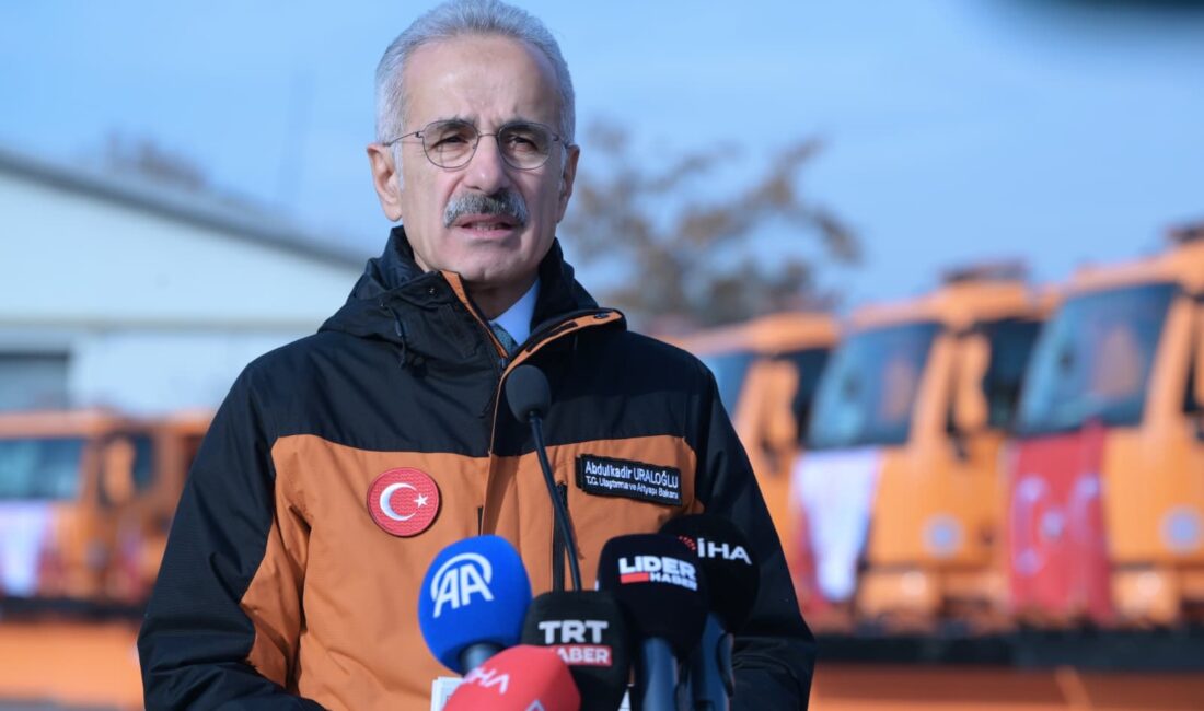 ULAŞTIRMA ve Altyapı Bakanı Abdulkadir Uraloğlu, "Şehirlerarası yük ve yolcu