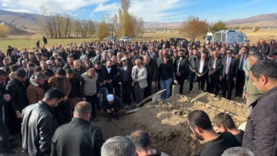 Otomobil ile tankerin çarpıştığı kazada ağır yaralanan Selma Karay (30),