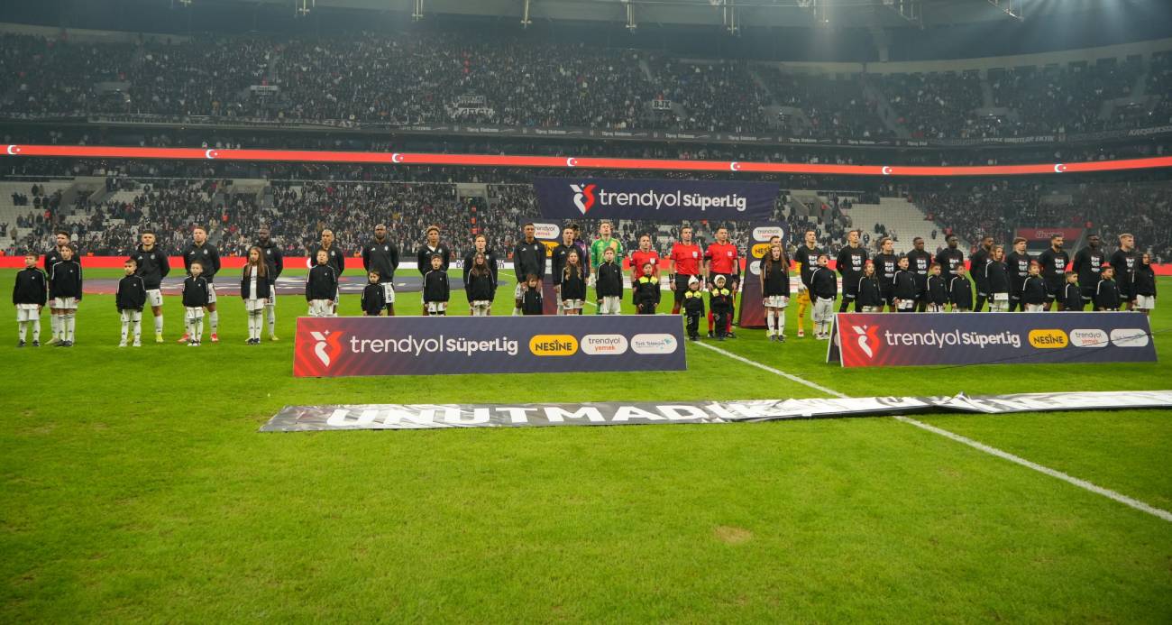 Trendyol Süper Lig’in 13. haftasında Beşiktaş, Samsunspor’u Tüpraş Stadyumu’nda ağırlayacak.