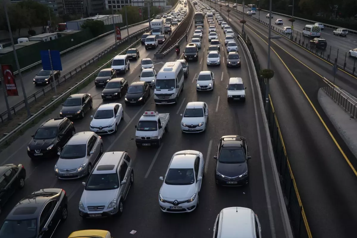 Kış lastiği uygulaması 15 Kasım Cumartesi başlayacak ve ticari araçlar