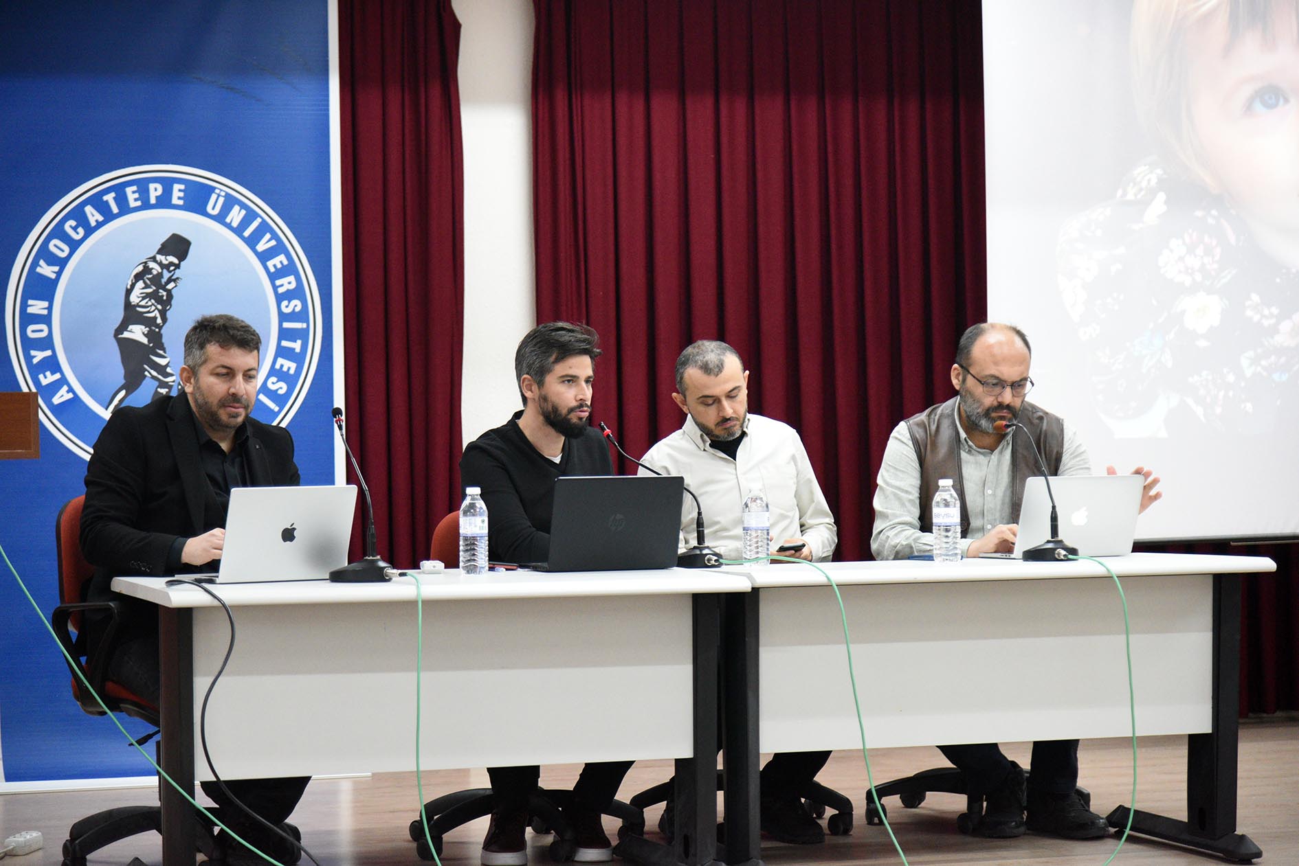 Afyon Kocatepe Üniversitesi (AKÜ) Sultan Divani Uygulama ve Araştırma Merkezi