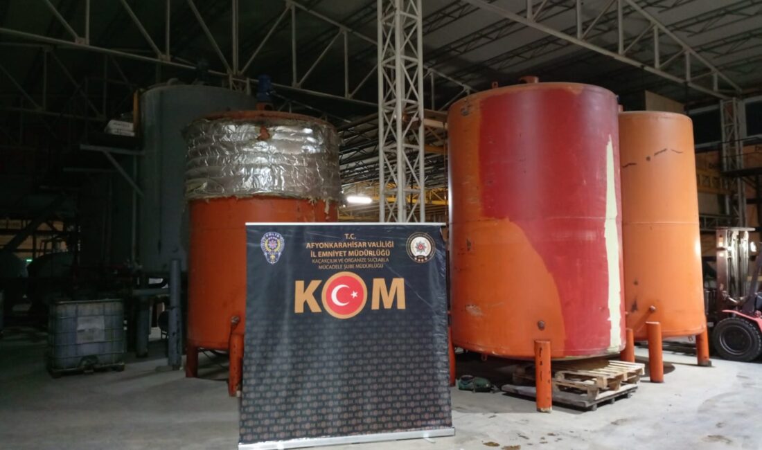 Afyonkarahisar İl Emniyet Müdürlüğü ekipleri, kaçakçılıkla mücadele kapsamında yürüttükleri çalışmalar