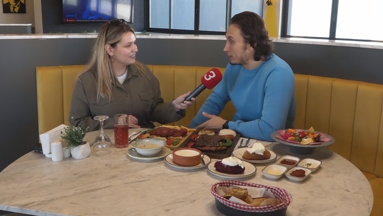 81 ili gezen Ayhan Kara’dan Afyonkarahisar lezzetlerine tam not