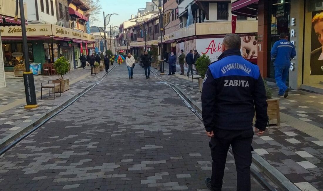 Belediye Zabıta Ekipleri, şehir genelinde yaya güvenliği ve şehir düzenini