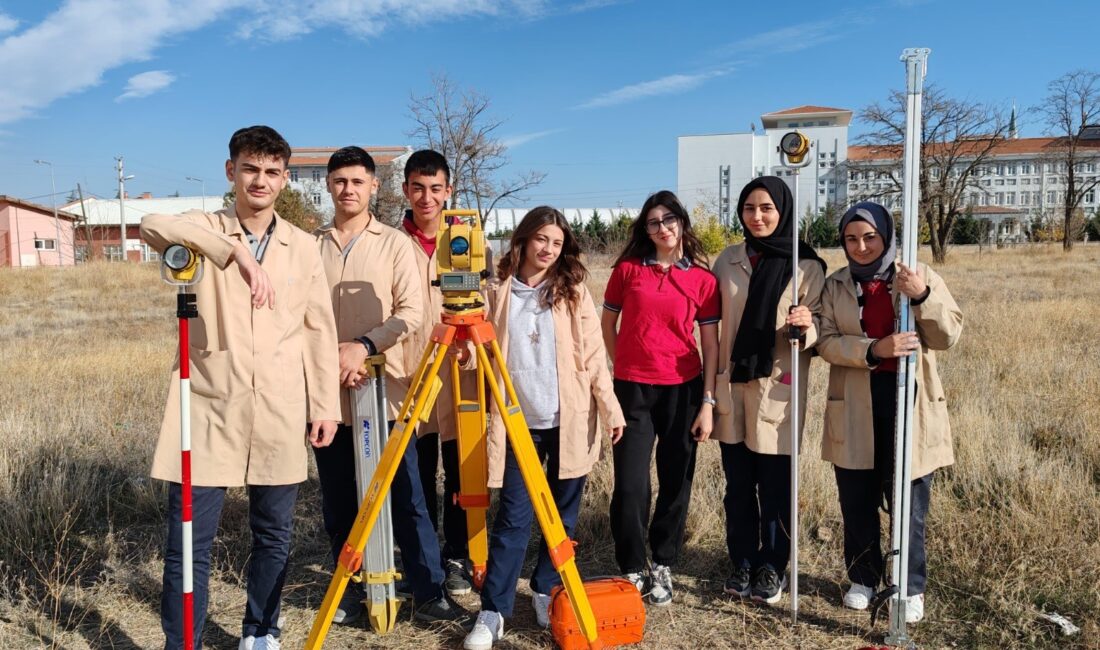 Afyonkarahisar Tapu Müdürlüğü Yusuf Özer Meslek ve Teknik Anadolu Lisesi