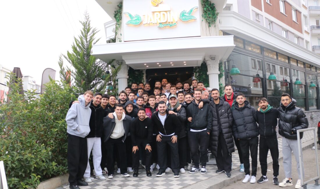 Türk Futbol dünyasını sarsan soruşturmada 18 oyuncusundan mahrum kalan Afyonspor’da,
