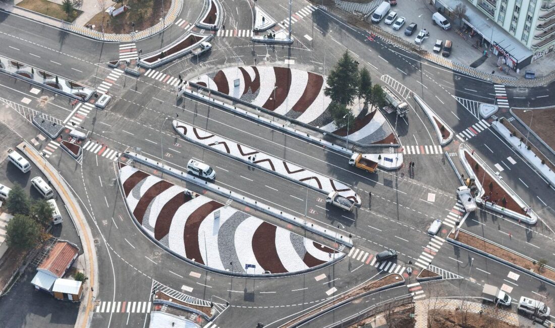 Afyonkarahisar’da trafik yoğunluğunun en fazla yaşandığı bölgelerden biri olan Şuhut