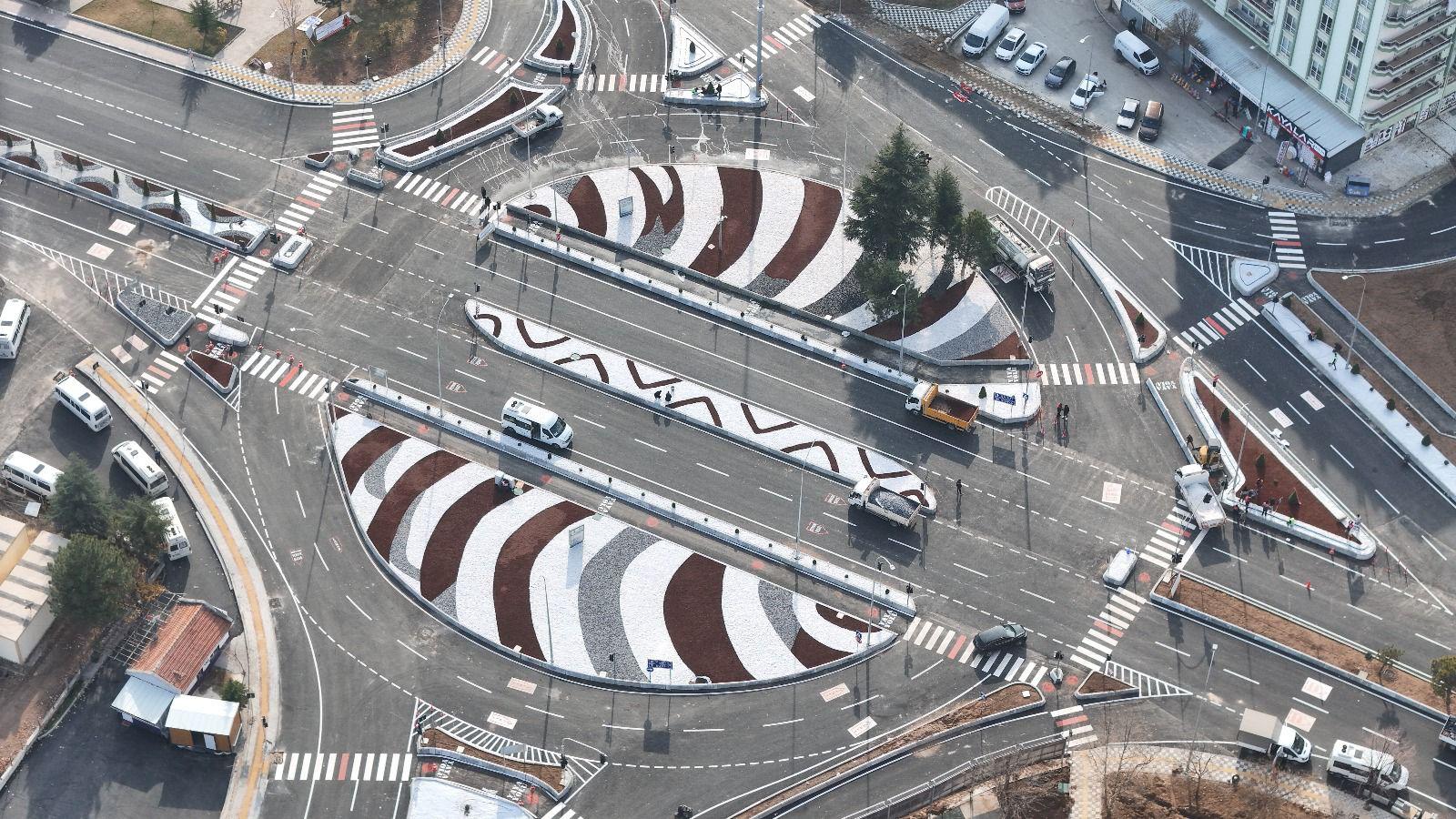 Afyonkarahisar’da trafik yoğunluğunun en fazla yaşandığı bölgelerden biri olan Şuhut