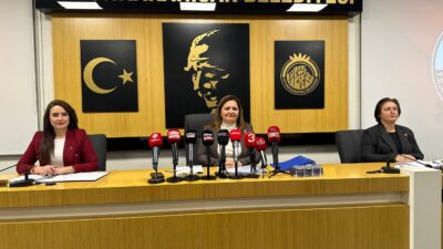 Belediye Meclisinde Gündem Görevden Alınan PersonellerAfyonkarahisar Belediye Başkanı Burcu Köksal,
