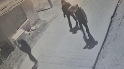 Eskişehir’in Odunpazarı ilçesinde bir evden kombi çaldığı tespit edilen beş