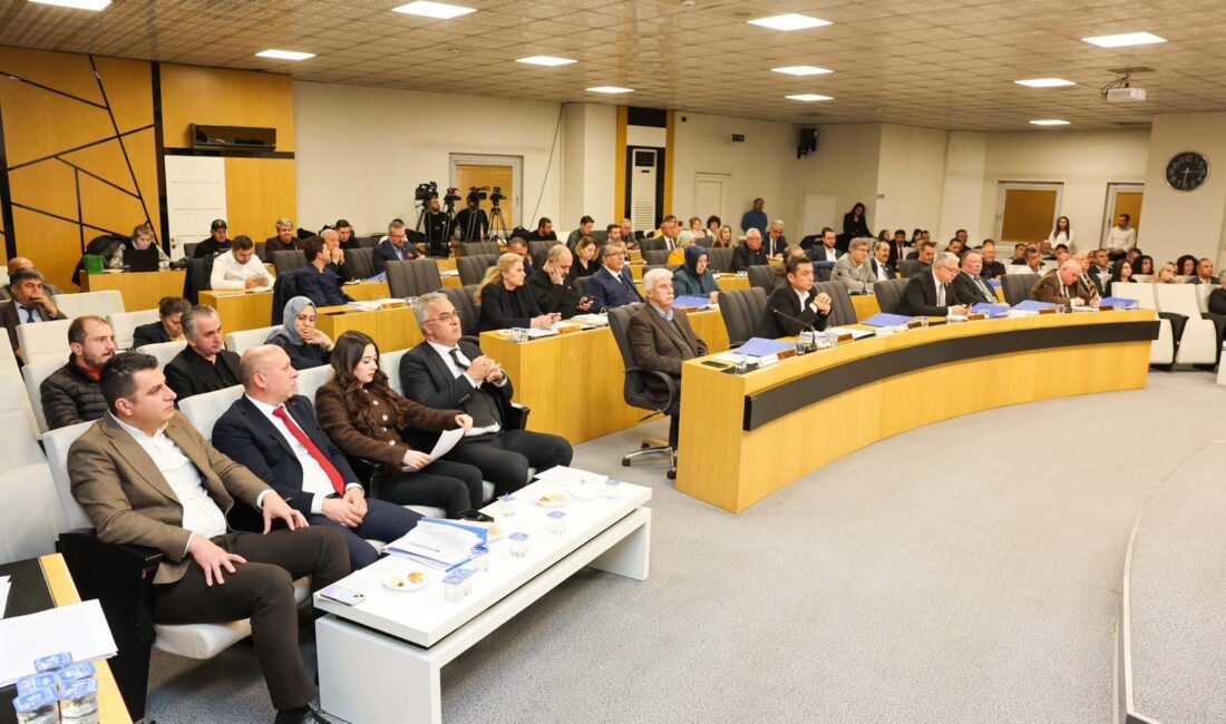 Afyonkarahisar Belediyesi’nin gerçekleştirilen meclis toplantısında ‘Deprem Master Planı’ hazırlıklarının başlatılması