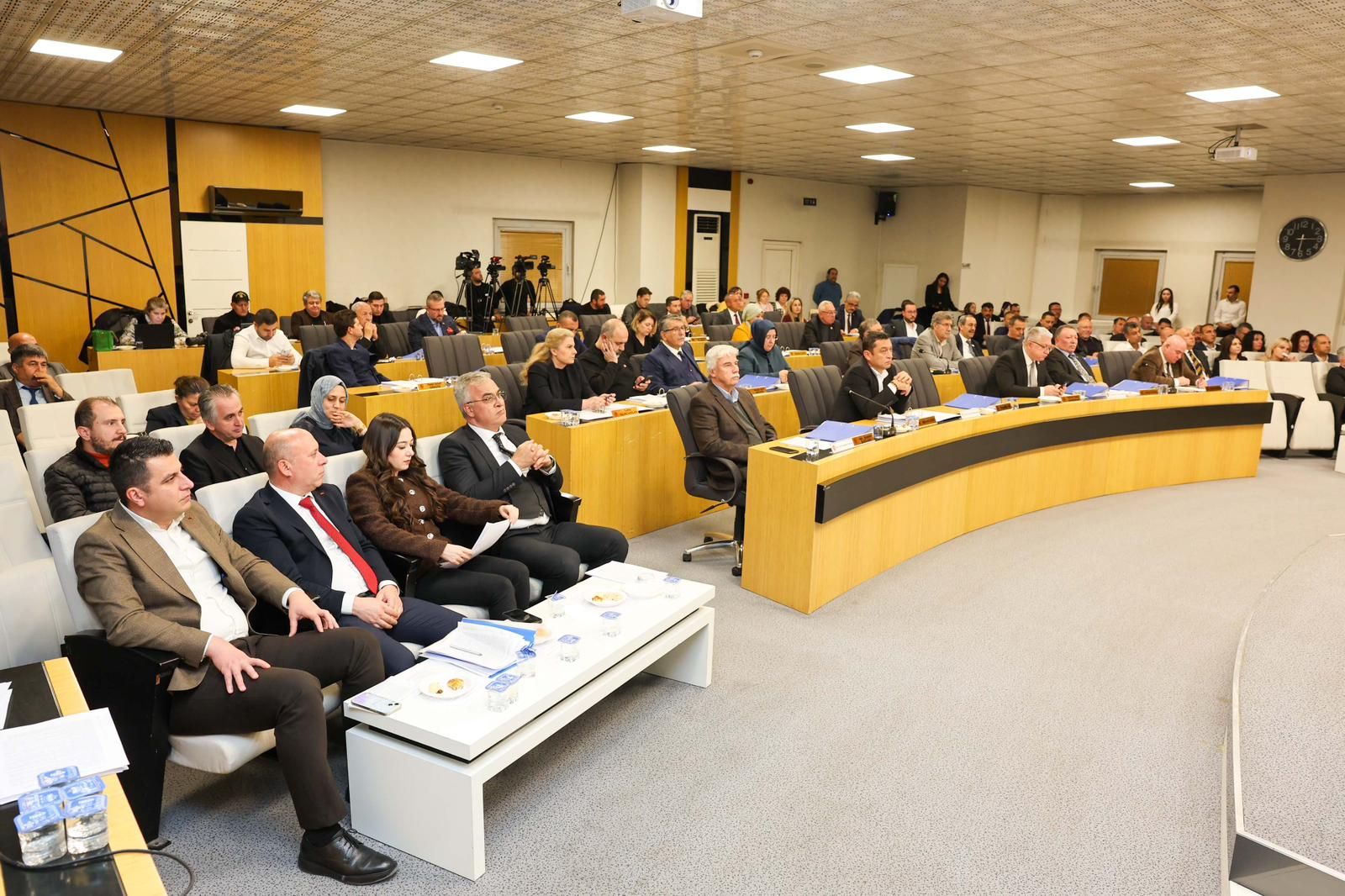 Afyonkarahisar Belediyesi’nin gerçekleştirilen meclis toplantısında ‘Deprem Master Planı’ hazırlıklarının başlatılması