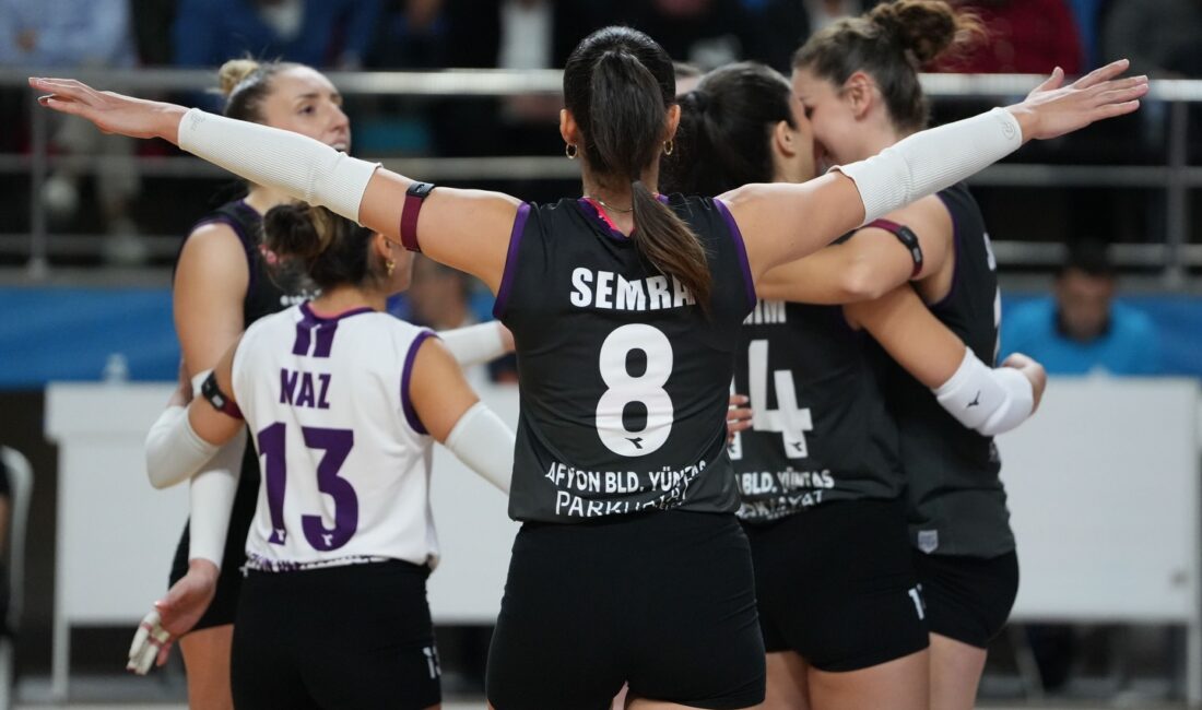 TVF Arabica Coffee House Kadınlar Voleybol 1. Ligi’nde ilimizi gururla