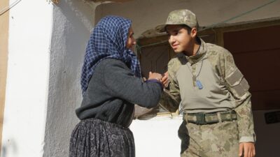 Şuhut’ta yaşayan 16 yaşındaki otizmli Cafer Çelik’in asker olma hayali,