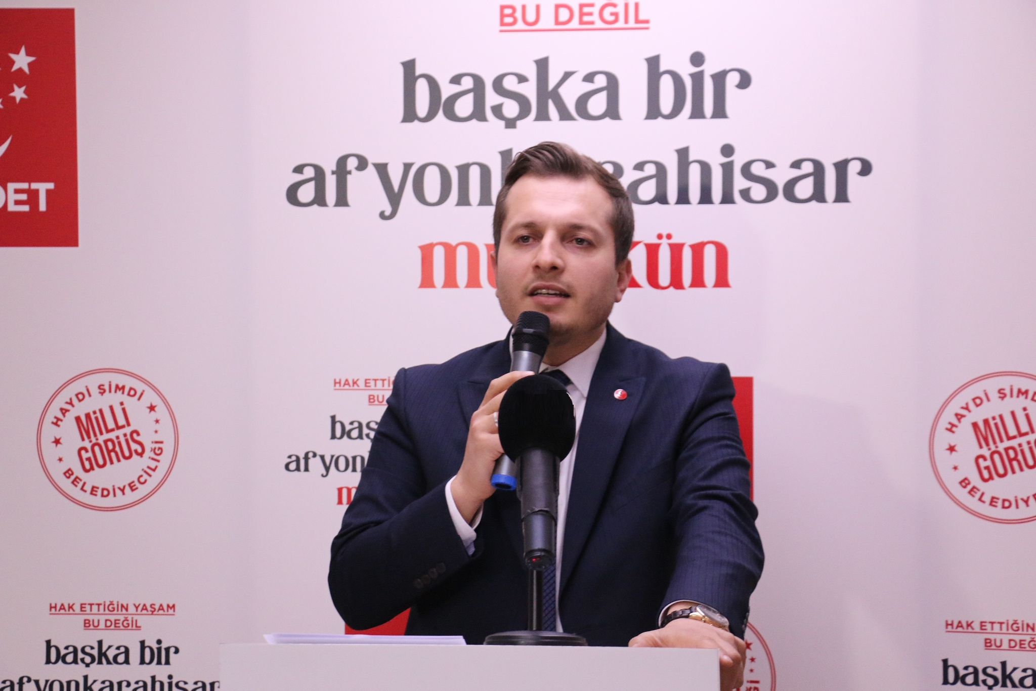 Kamu kurumlarında daire başkanı ve üzeri yöneticiler ile müfettiş, denetçi