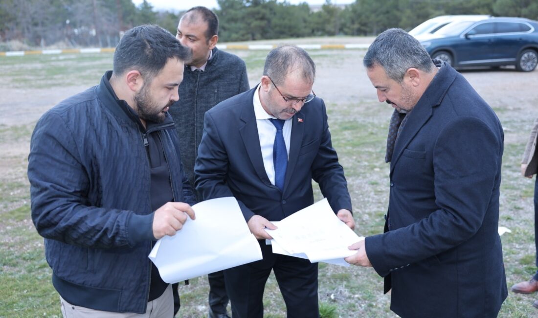 Belediye Başkanı Adnan Öztaş, proje sahasında yetkililerden detaylı bilgiler alarak