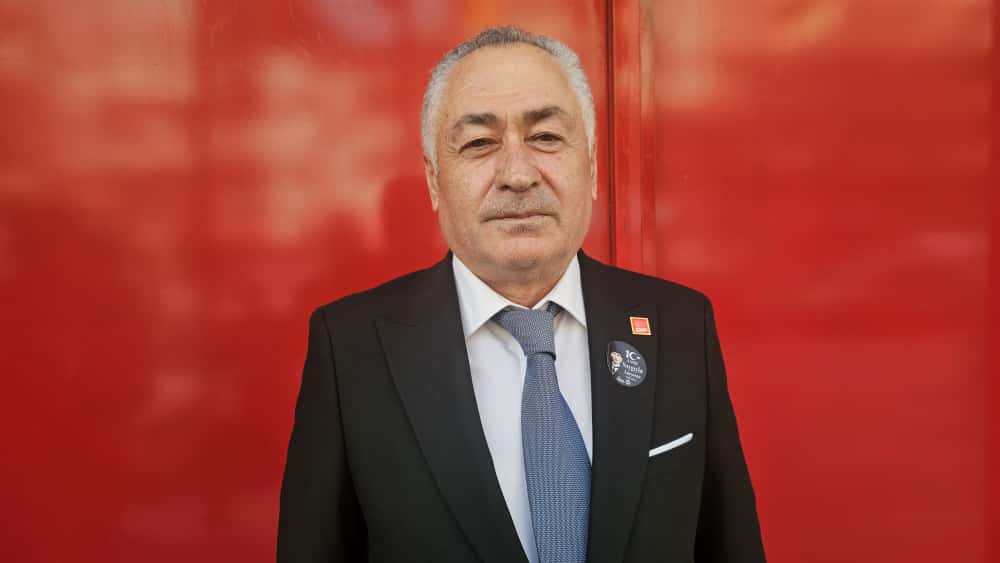 Cumhuriyet Halk Partisi Afyonkarahisar İl Başkanı Hasan Karadeniz, Türk kadınına
