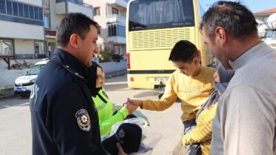 Afyonkarahisar'ın Bolvadin ilçesinde polis ekipleri, Serebral Palsi hastası 14 yaşındaki