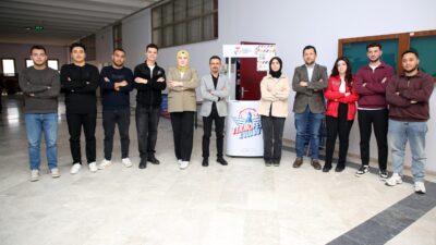 Abdullah Kaptan Konferans Salonunda düzenlenen öğrenci buluşmaları etkinliğinde; Türkiye Teknoloji