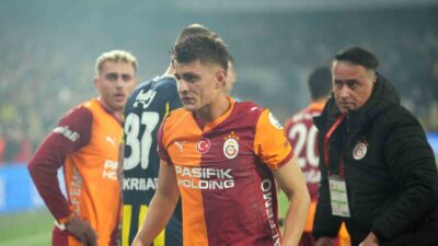 Trendyol Süper Lig’in 14. haftasında Fenerbahçe ile Galatasaray arasında oynanan