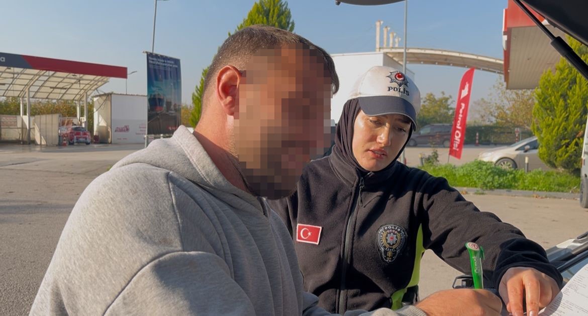 Bursa’da kış lastiği zorunluluğu denetimlerinde bazı sürücüler yasak saatte araç