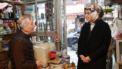 Afyonkarahisar Valisi Doç. Dr. Kübra Güran Yiğitbaşı, kent merkezinde gerçekleştirdiği