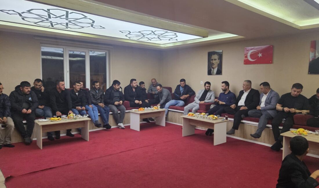 AK Parti Afyonkarahisar İl Gençlik Kolları Başkanı Mehmet Emin İntepe
