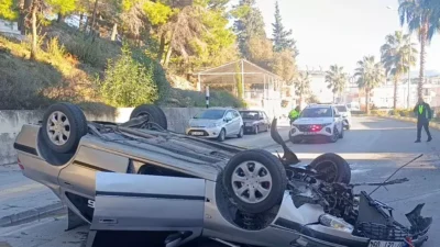 Antalya'nın Manavgat ilçesi Çağlayan Mahallesi Hastane Caddesi'nde meydana gelen trafik