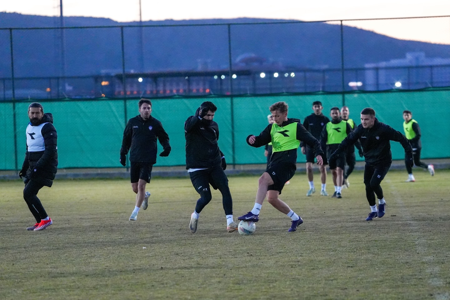 Bölgesel Amatör Lig 7. Grup’ta yoluna devam eden 1923 Afyonkarahisarspor,