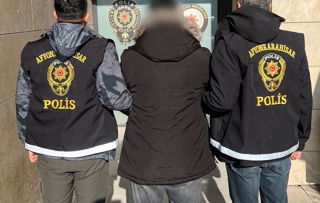 Afyonkarahisar İl Emniyet Müdürlüğü ekipleri, suç ve suçluyla mücadele kapsamında