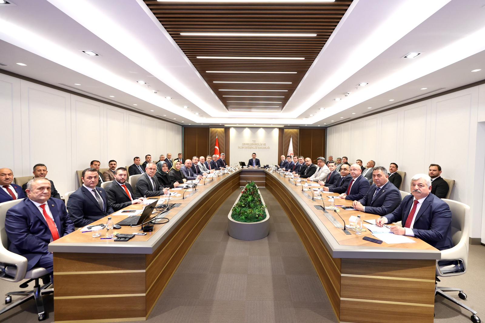 AK Parti Afyonkarahisar İl Başkanı Turgay Şahin, TBMM Başkanlık Divanı