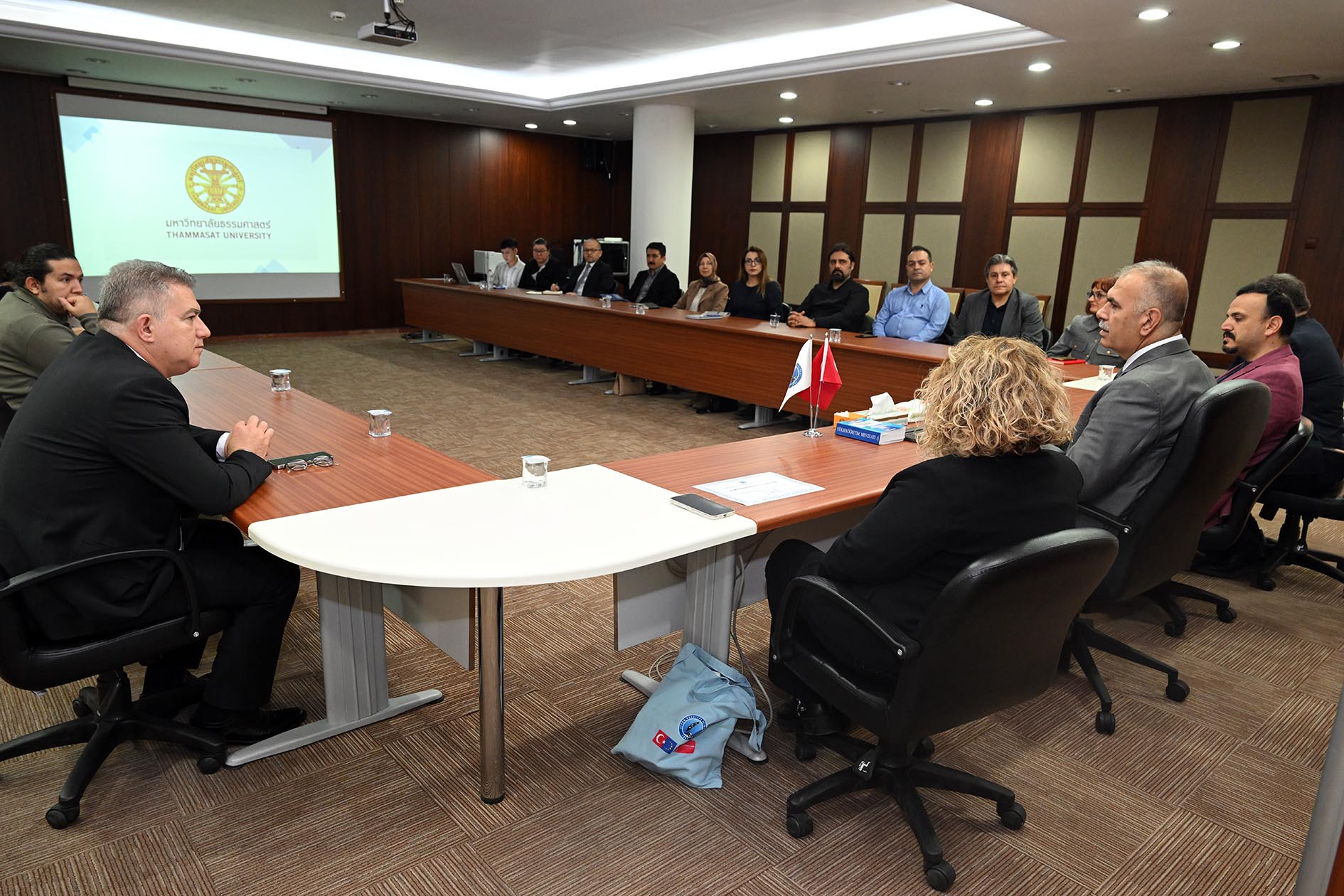 Afyon Kocatepe Üniversitesi (AKÜ) Sürdürülebilirlik Komisyonu, “Yeşil Kampüs” hedefleri ve