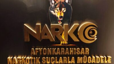 Afyonkarahisar İl Emniyet Müdürlüğü ekipleri, il merkezinde bir mahallede yürüttükleri