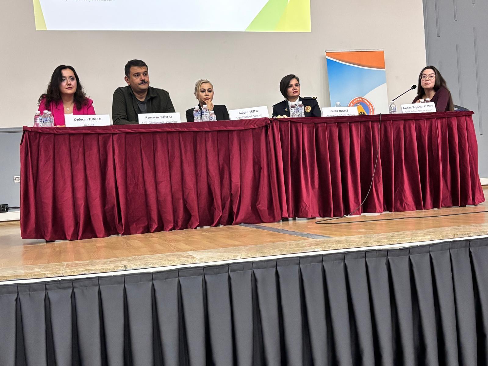 Afyonkarahisar Rehberlik ve Araştırma Merkezi Müdürlüğü koordinasyonunda, kent genelindeki rehber