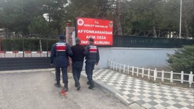 Afyonkarahisar İl Jandarma Komutanlığı, suç ve suçlularla mücadele kapsamında yürüttüğü