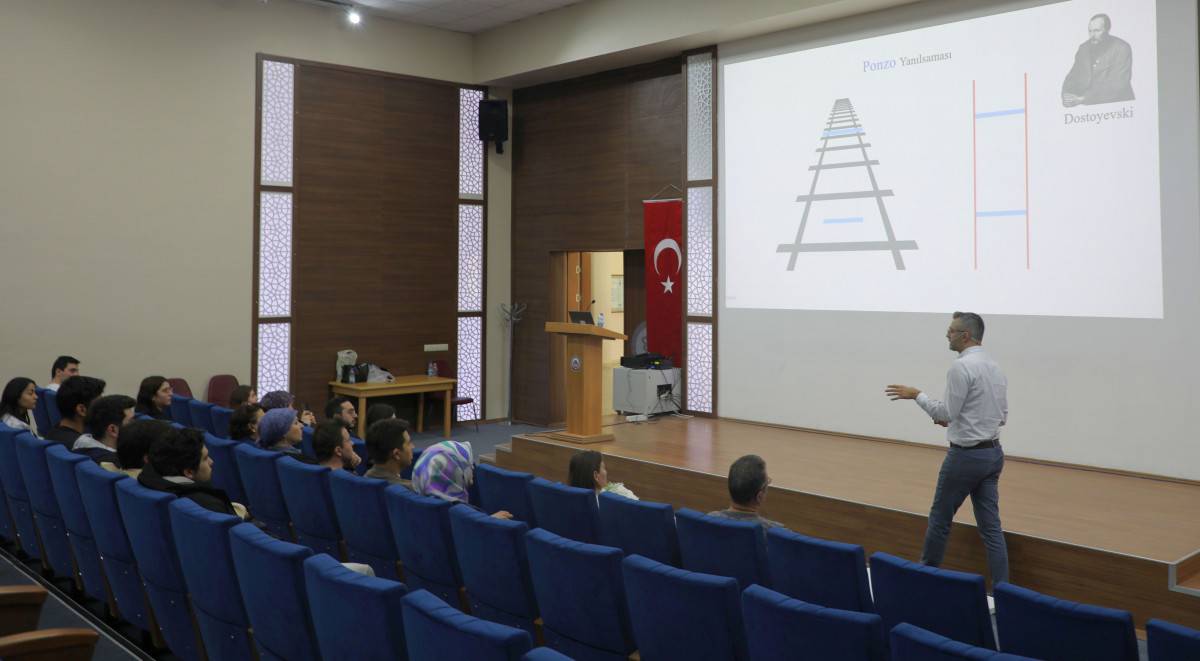 AFSÜ Kitap ve Söyleşi Topluluğu tarafından düzenlenen etkinlikte, “Kanizsa Üçgeni,