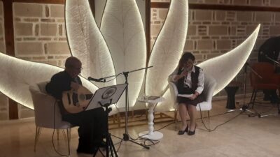 Ahde Vefa Kültür ve Sanat Derneği Başkanı Azime Çavdar Gürlek