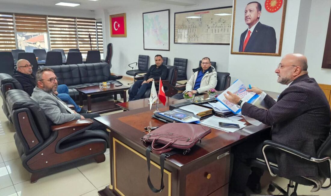 AK Parti Afyonkarahisar İl Başkanı Turgay Şahin'in yakından takip ettiği