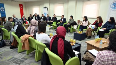 Afyon Kocatepe Üniversitesi (AKÜ) ile Sahipkıran Stratejik Araştırma Merkezi iş