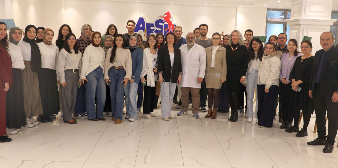 AFSÜ Sağlık Bilimleri Fakültesi (SBF) Hemşirelik Bölümü 1. Sınıf öğrencileri,